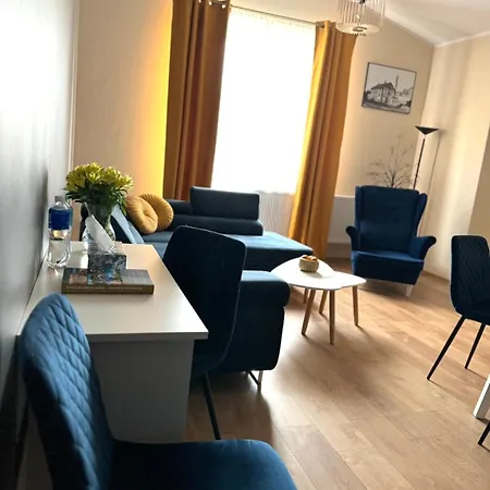 아파트 Dawna Mleczarnia Familijny 노바 루다