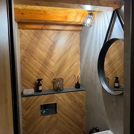 Dawna Mleczarnia Familijny 公寓 新鲁达