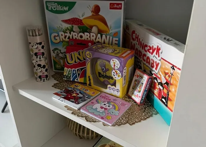 Dawna Mleczarnia Familijny Apartman *