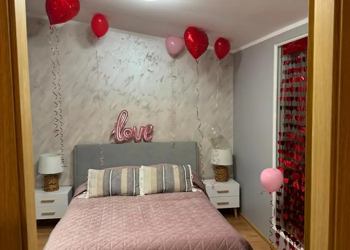 Dawna Mleczarnia Familijny Apartman *